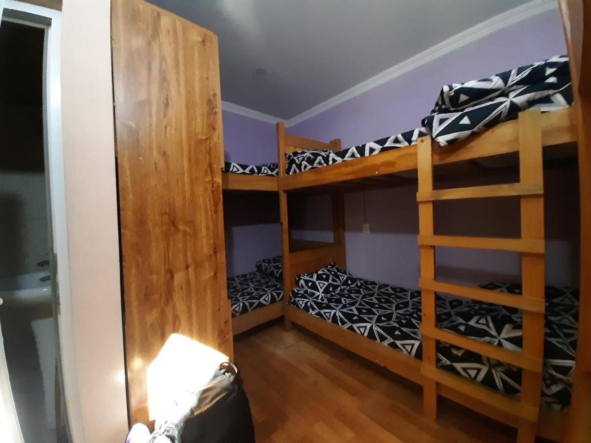 Every Day Lux Hostel Batumi Exterior photo